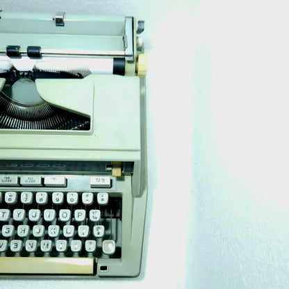 Og Hermes 3000 Typewriter