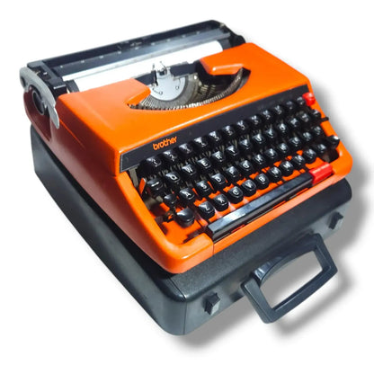 Brother Deluxe 250 T R Typewriter