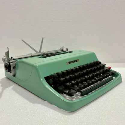 Olivetti Lettera 32 Typewriter