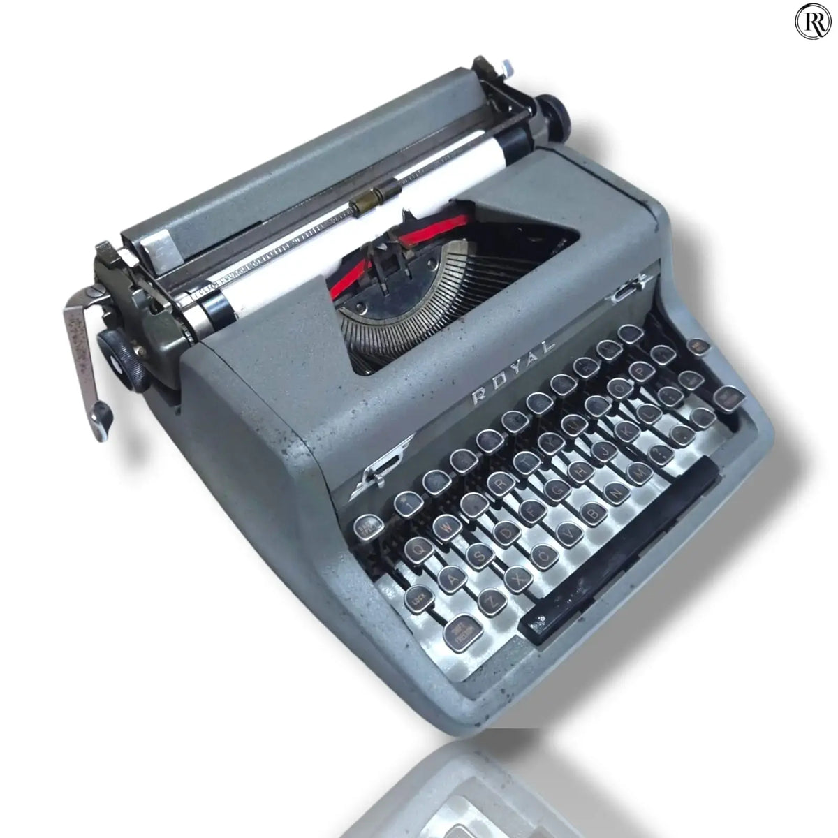 Royal Deluxe Aristocrat Typewriter