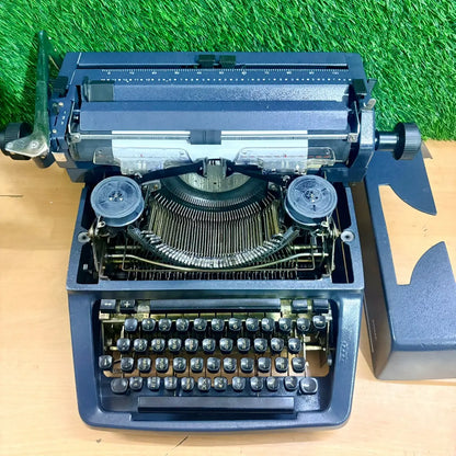 Godrej Prima Punjabi Typewriter with Foolscap carriage, available at RR Typewriter Mart