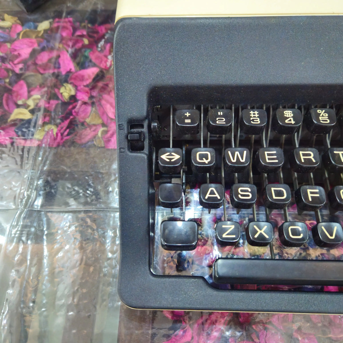 Citizen X3 Portable English Typewriter