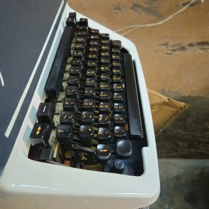 Godrej Prima Brief Hindi Typewriter