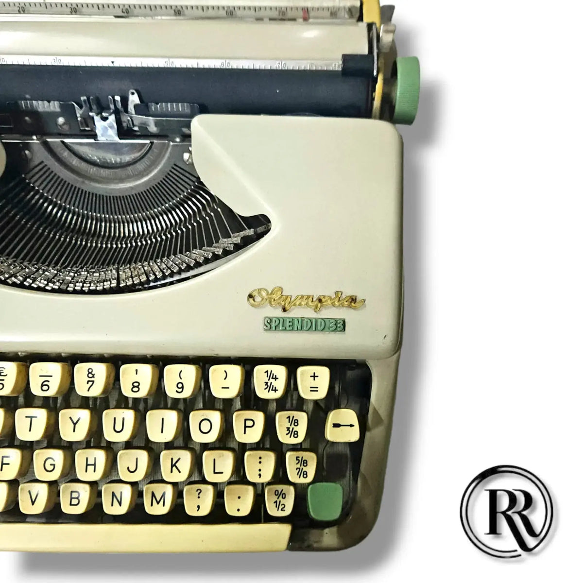 Olympia Splendid 33 Typewriter
