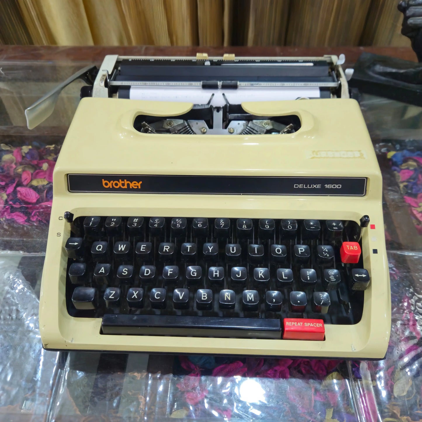 Brother Deluxe 1600 Typewriter