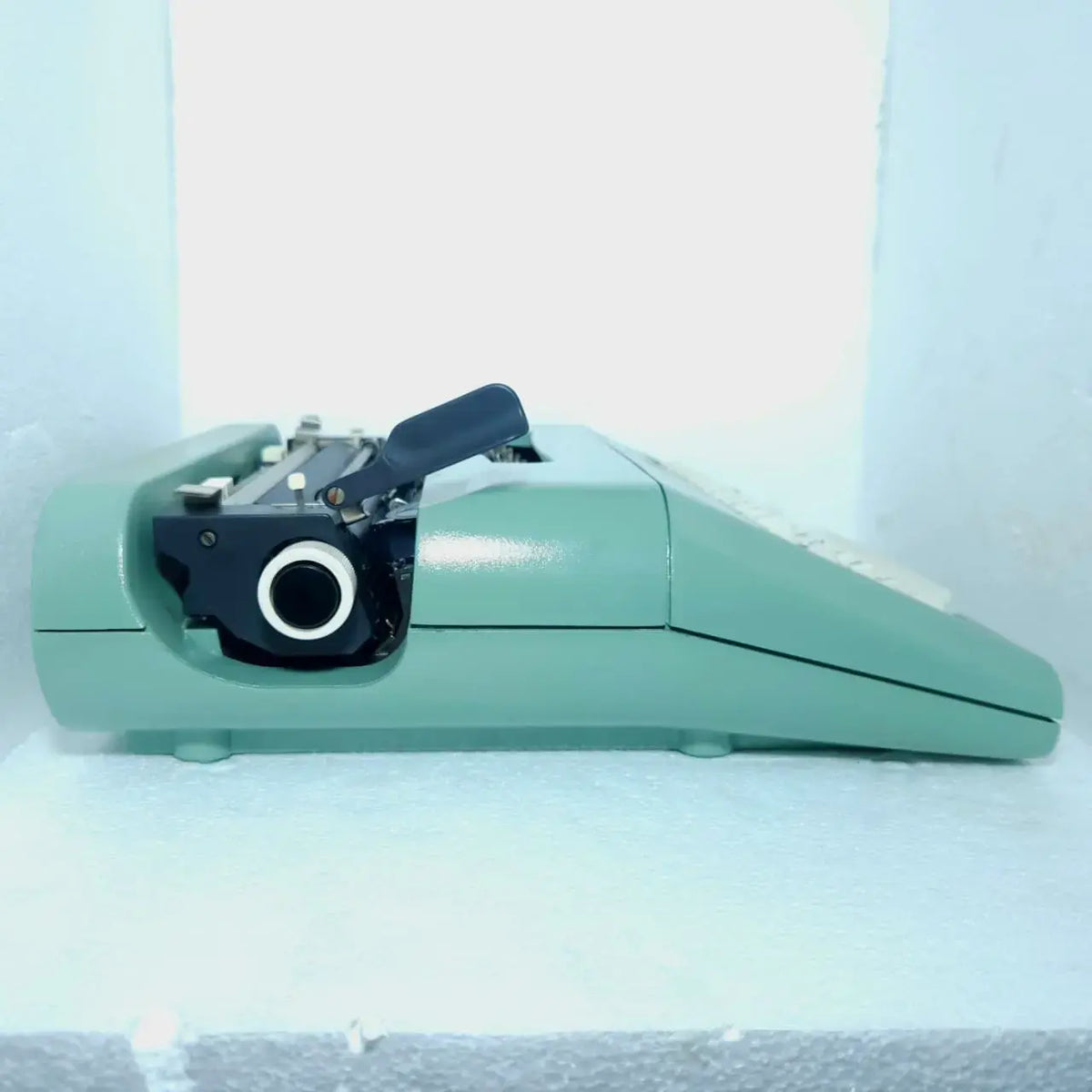 Olivetti Lettera 35 British Green Typewriter
