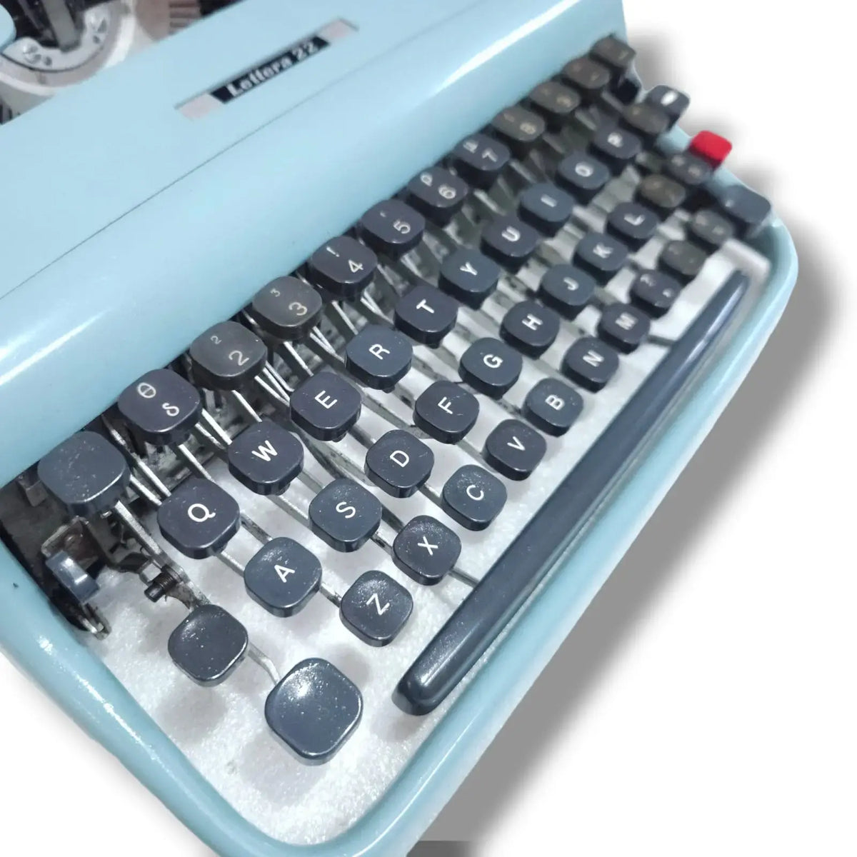 Olivetti Lettera Typewriter 22 Glasgow Edition