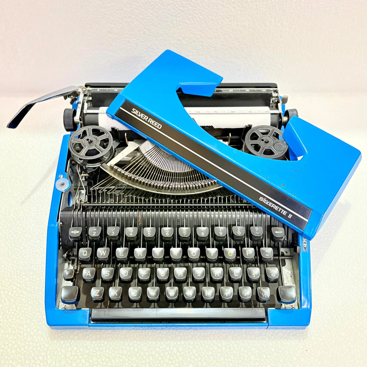 Silver Reed Silverette Deep Blue Portable Typewriter