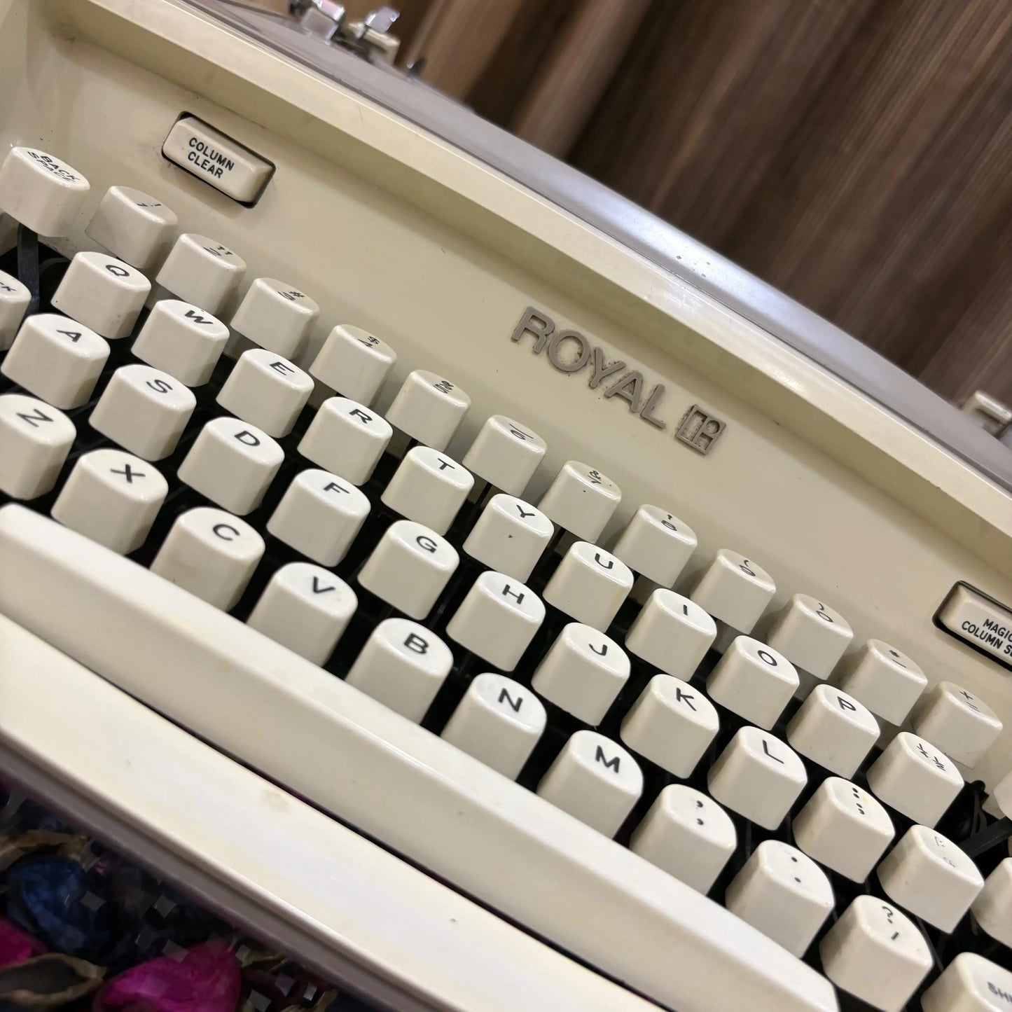 Royal Safari Portable Typewriter