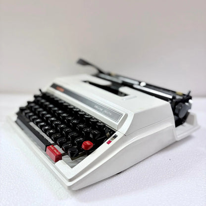 Brother 750 Tr Typewriter Alpine white
