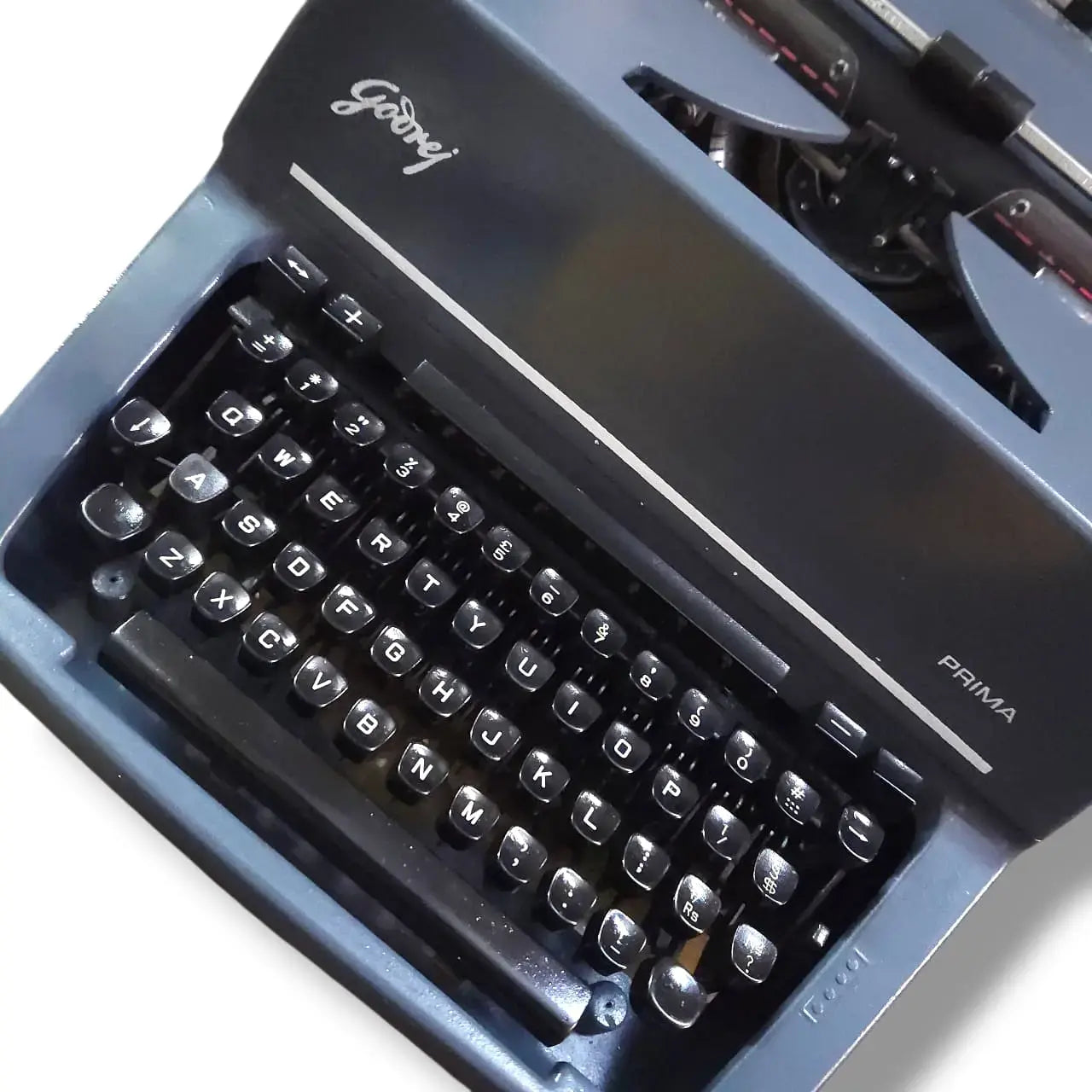 Godrej Prima Manual English Typewriter Brief Size