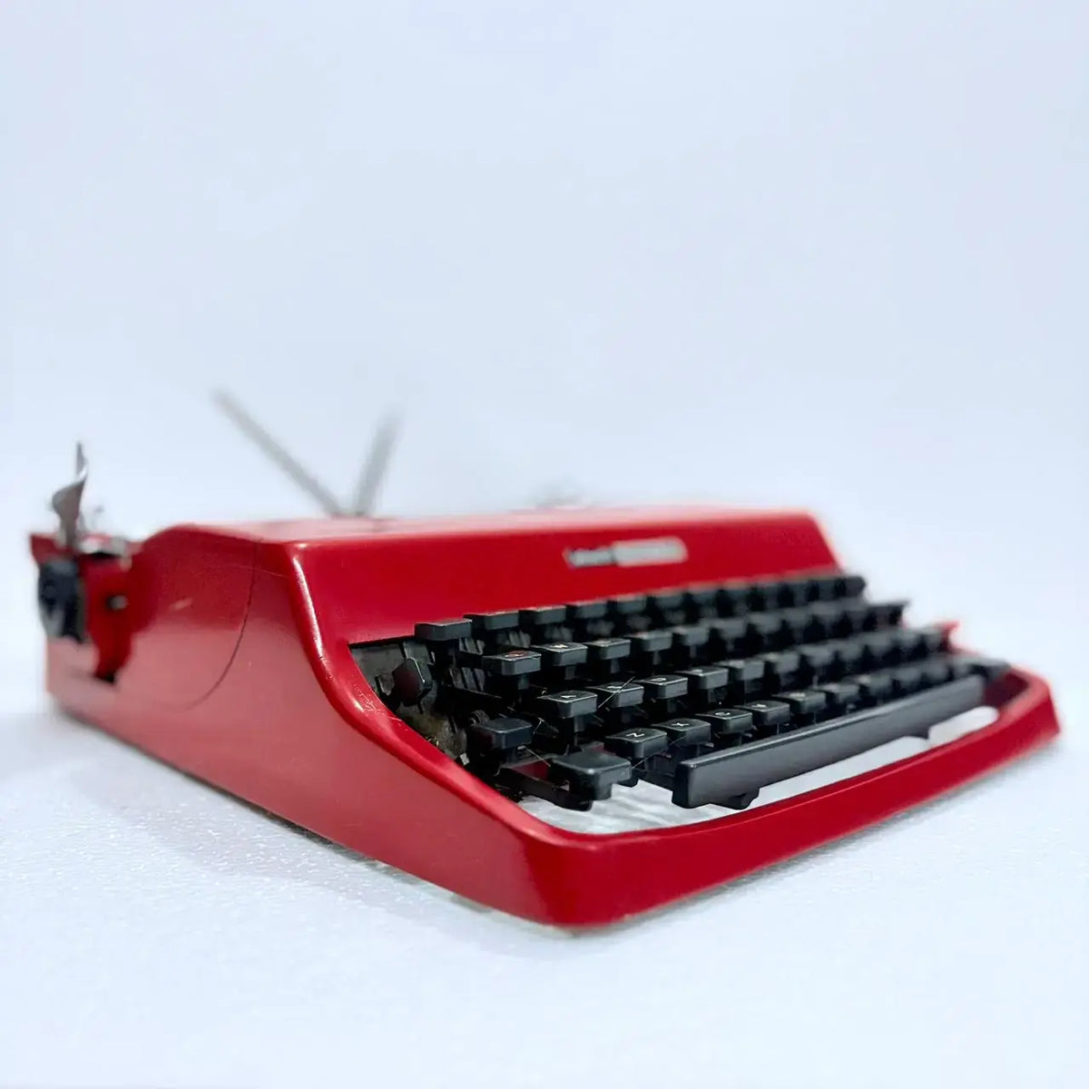 Olivetti Lettera 32 Rosso Red