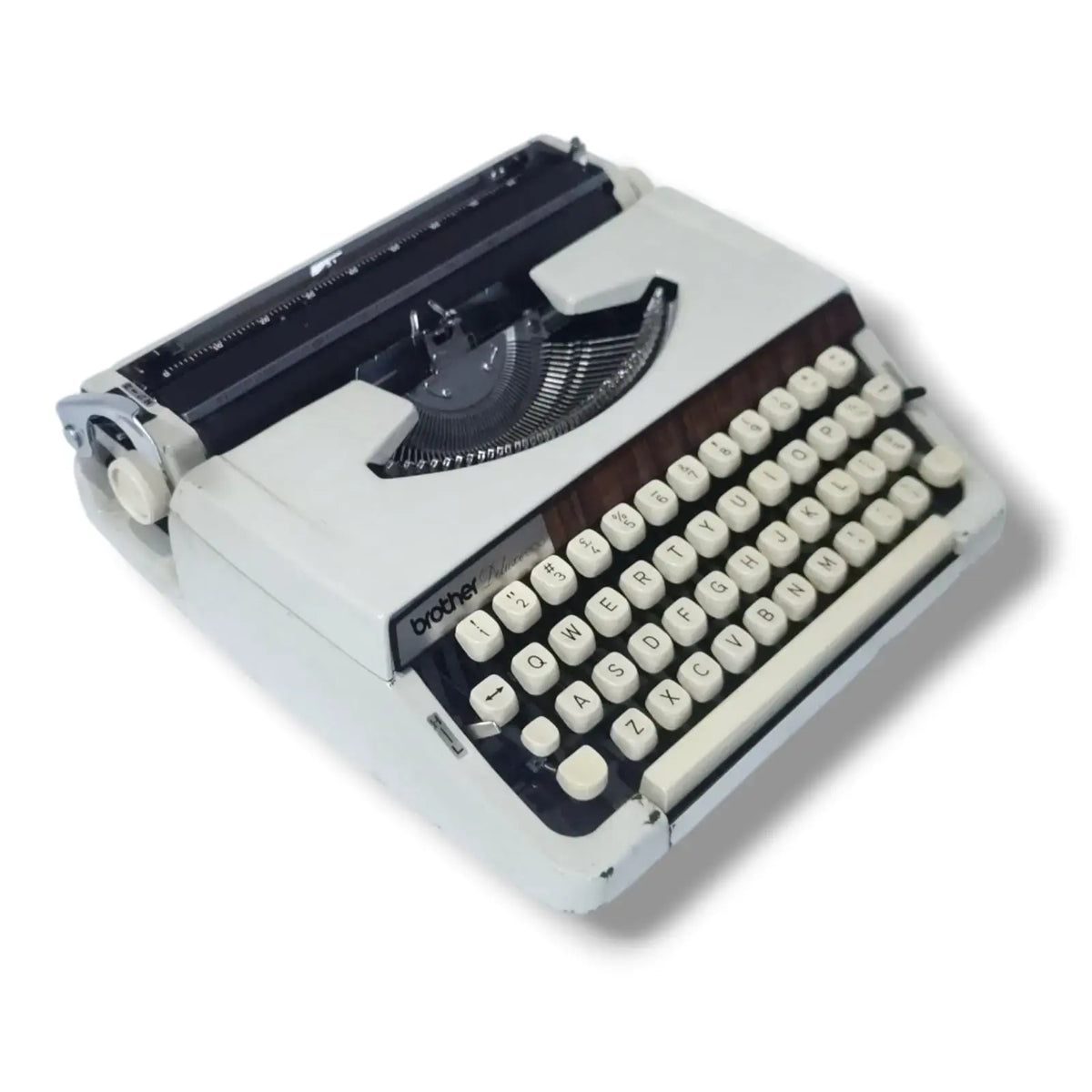 Brother Deluxe 900 Typewriter