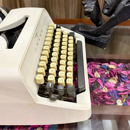 Adler Gabrielle 10 Typewriter