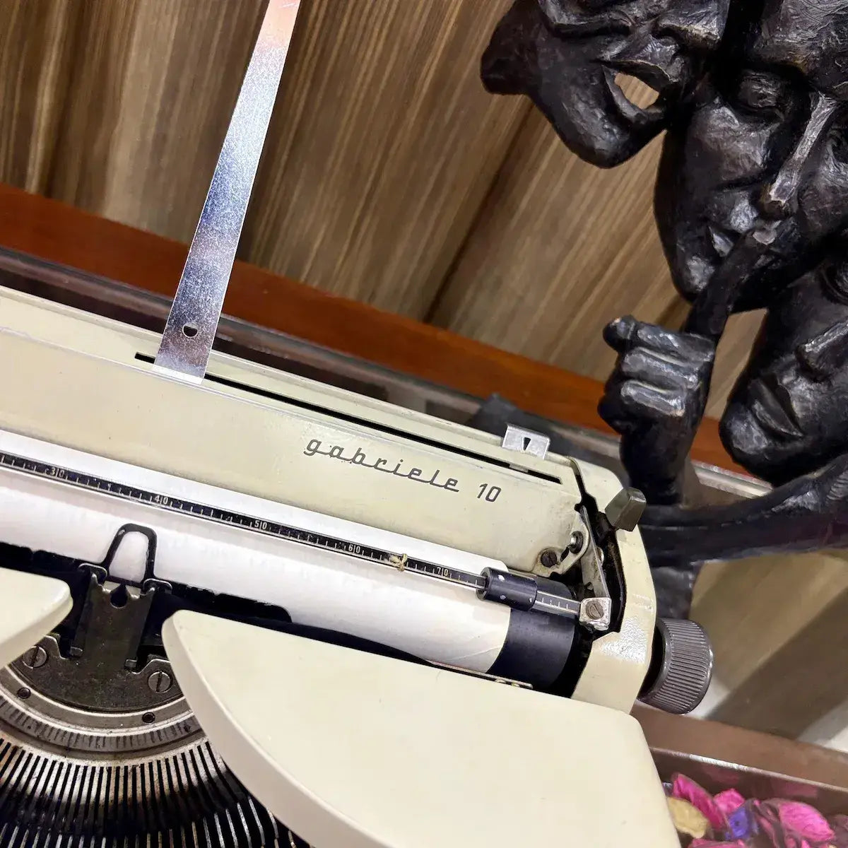 Adler Gabrielle 10 Typewriter