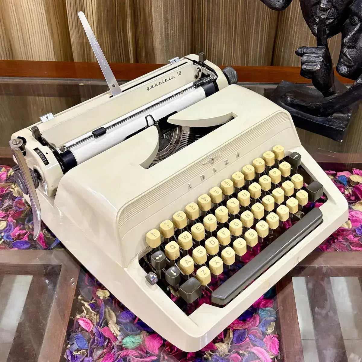 Adler Gabrielle 10 Typewriter