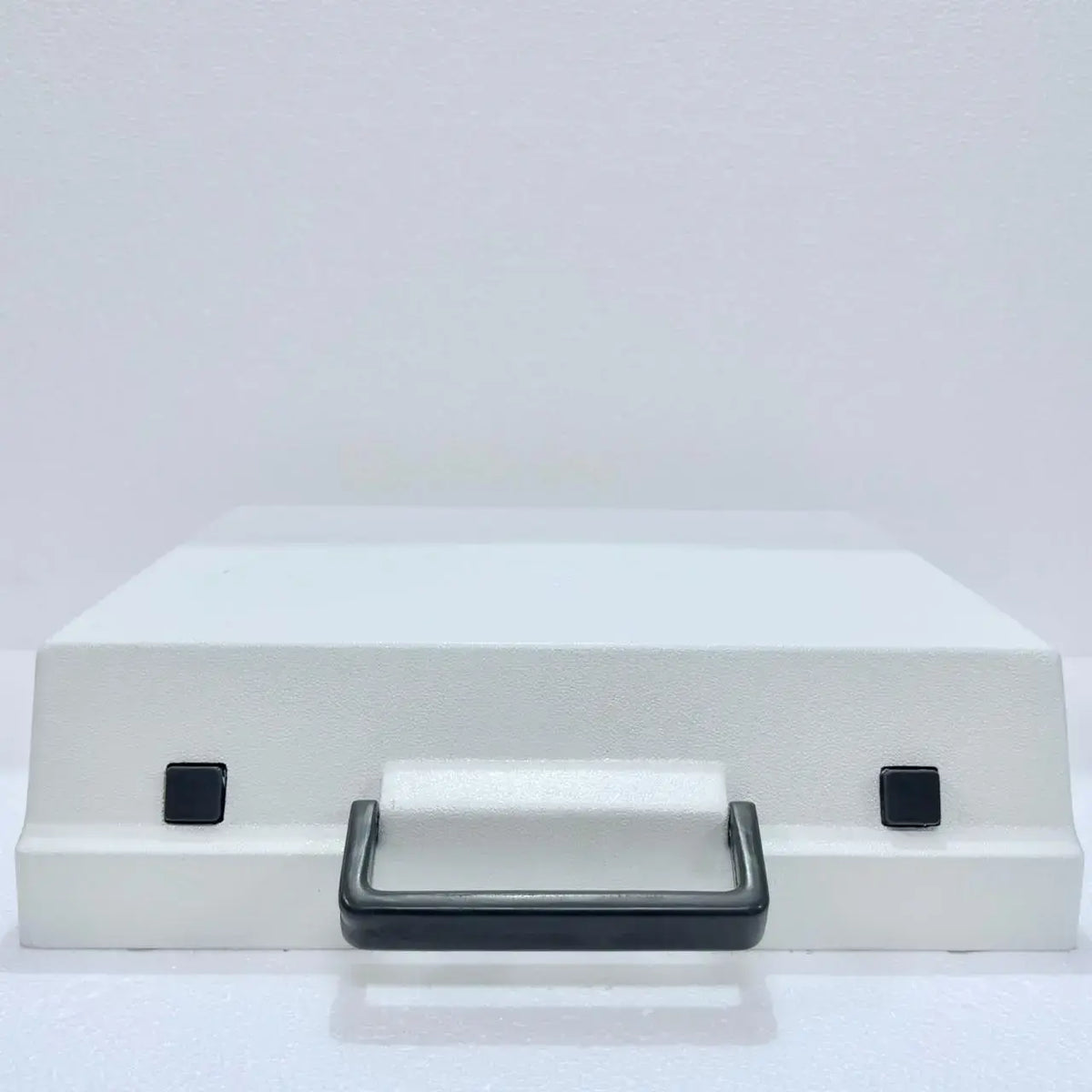 Olympia Traveller Deluxe Typewriter