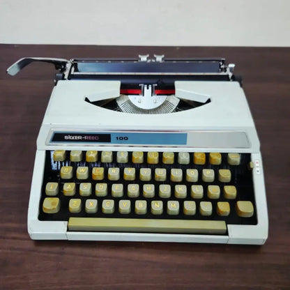 Silver Reed 100 Portable Typewriter