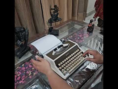 Royal 200 Tabulation English Typewriter