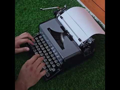 Royal Quiet De Luxe Ultra Portable Typewriter